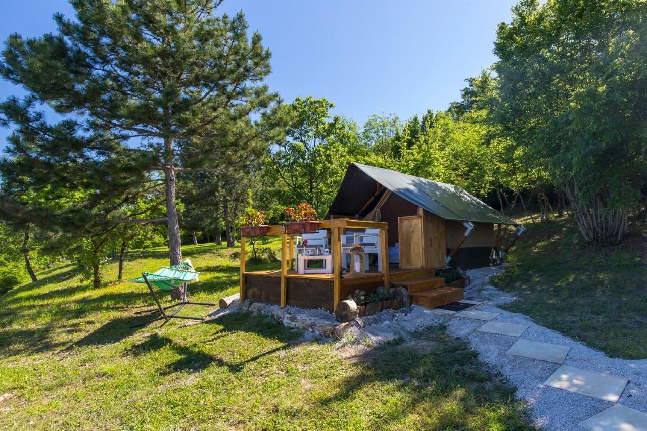 Kamp Romantik - Glamping Labin  Luaran gambar